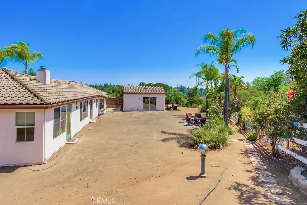 https://cdn.realtyfeed.com/cdn/127/306516925/4996b123df19c44f50814a4db984c8b7.webp