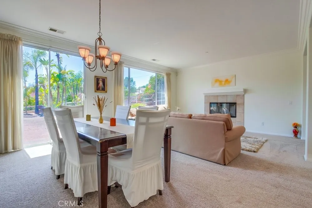 https://cdn.realtyfeed.com/cdn/127/306516925/53cfb6939b4ebd61a240c39156b8df6c.webp