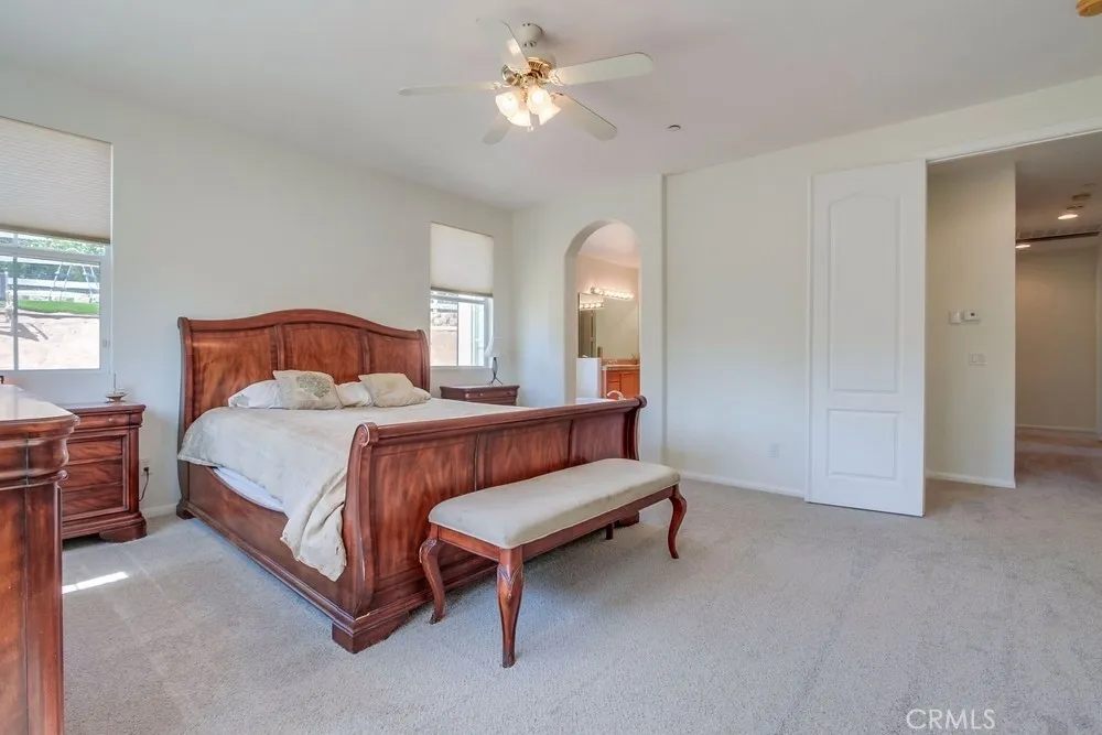 https://cdn.realtyfeed.com/cdn/127/306516925/84cd45c0fc1db8013eb216690496275a.webp