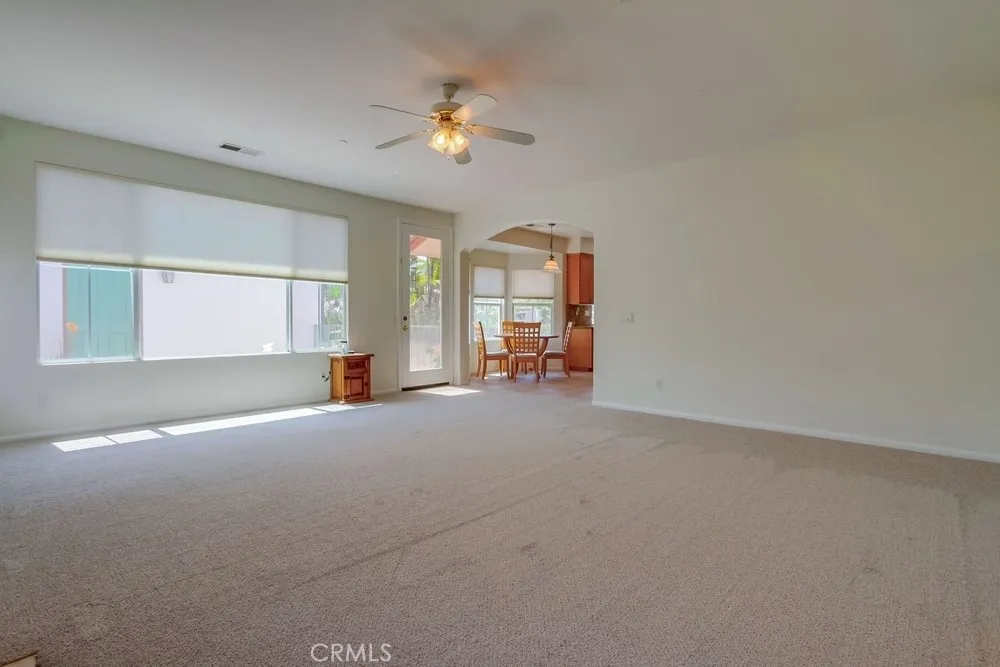 https://cdn.realtyfeed.com/cdn/127/306516925/e62c4f593dd4d1d485f68d429ae994fc.webp