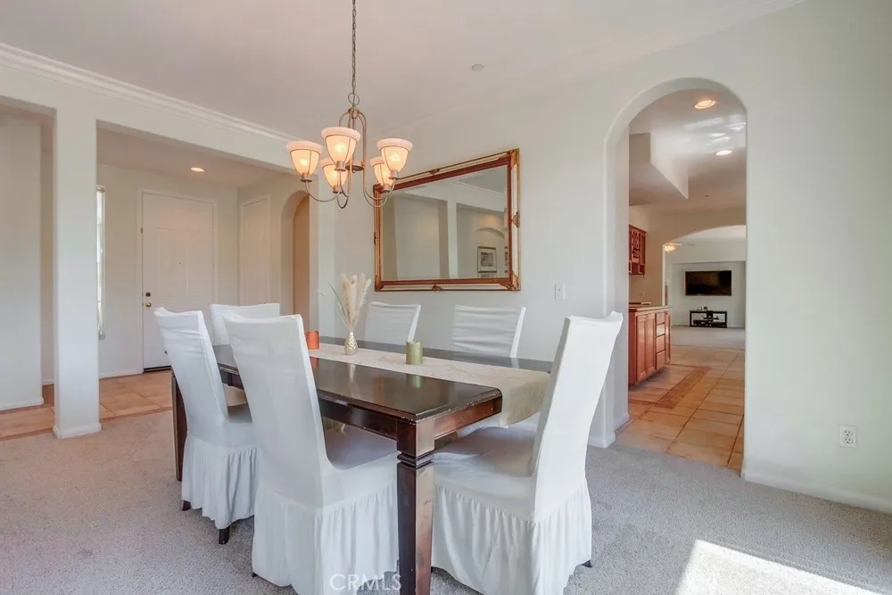 https://cdn.realtyfeed.com/cdn/127/306516925/f23897a3f19d3737a6bce619591a1526.webp