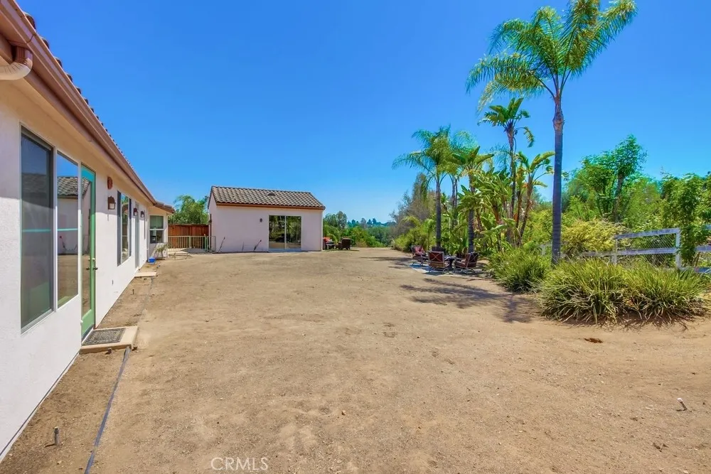 https://cdn.realtyfeed.com/cdn/127/306516925/f8cf1bbc659fc45bdc35db0316d9b4c6.webp