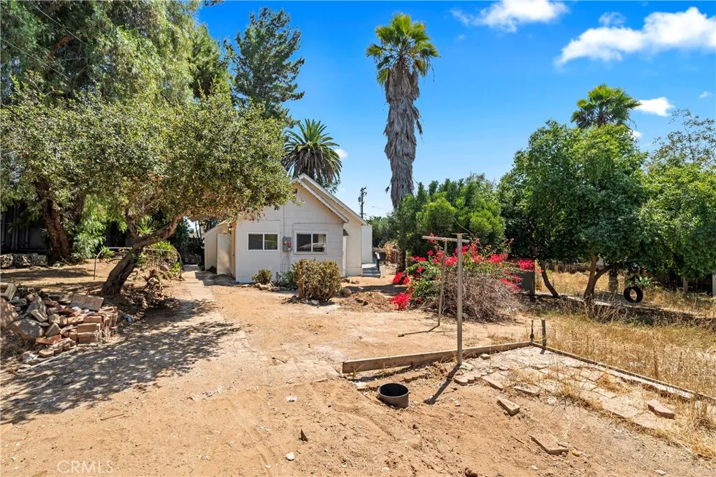 https://cdn.realtyfeed.com/cdn/127/306516940/8afbb3d63b50a6f7724975583e1d44d2.webp
