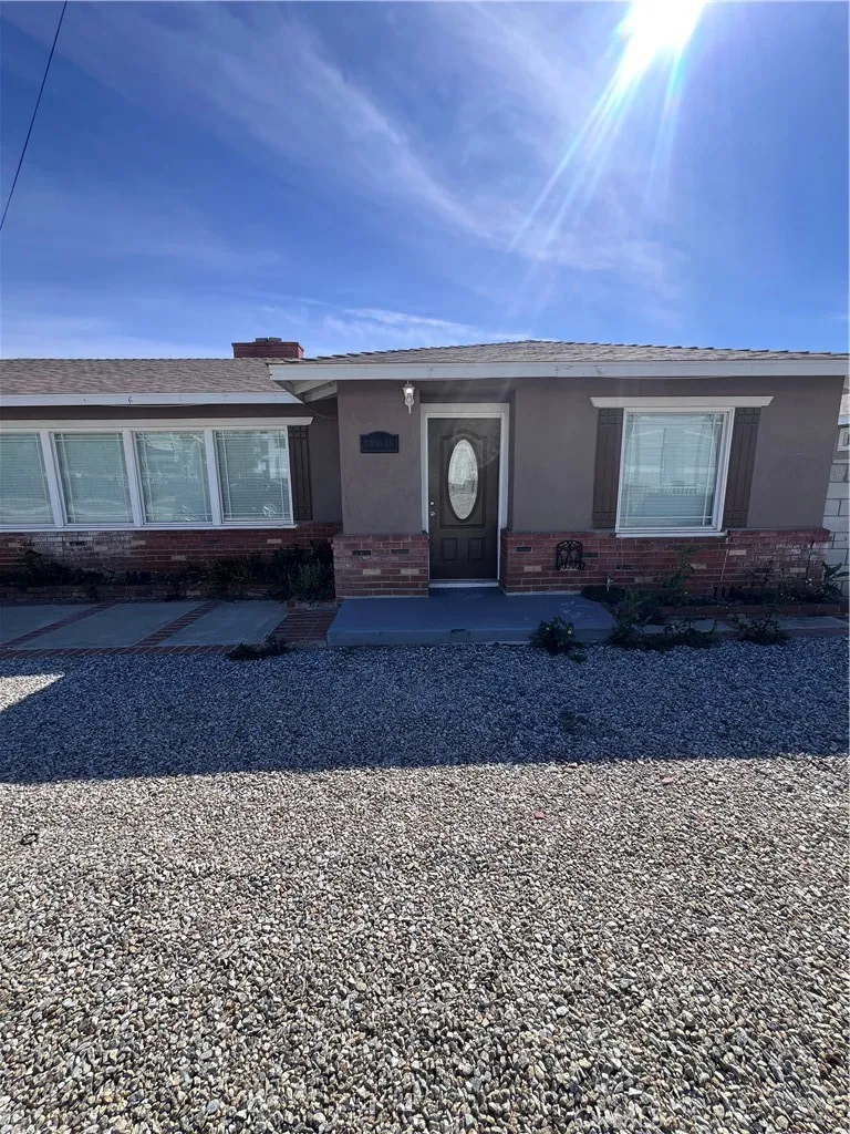 18639 Orange Street, Bloomington, CA 92316 - Photo 3 of 18, Bloomington, CA