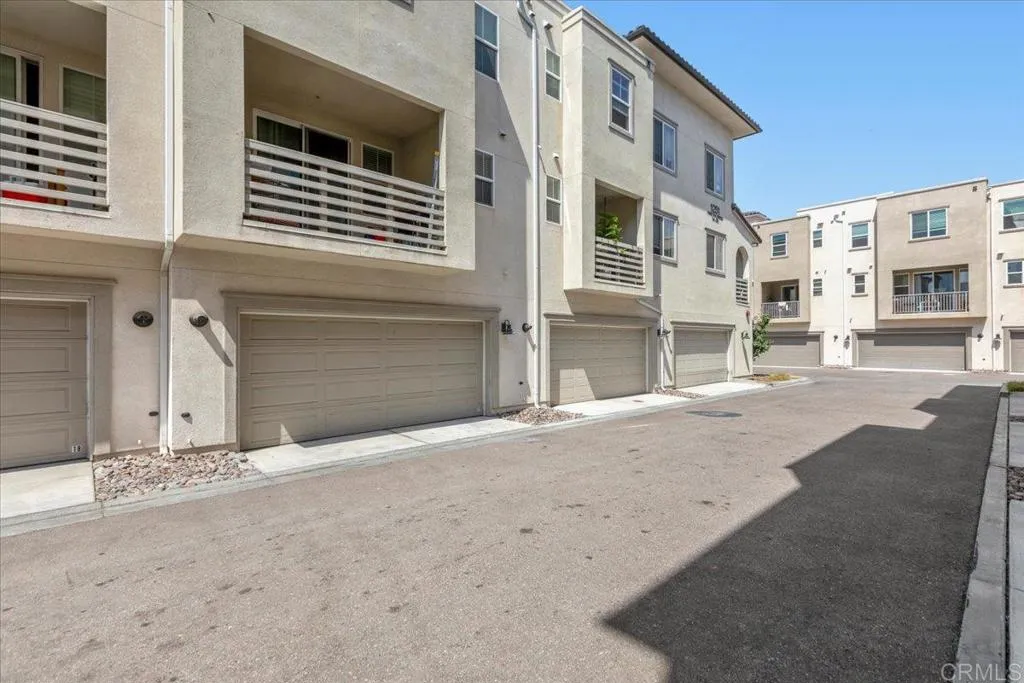 Photo #33: PTP2506129 Listing: Photo #33