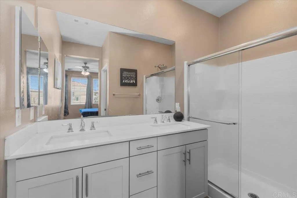 Photo #33: PTP2506129 Listing: Photo #33