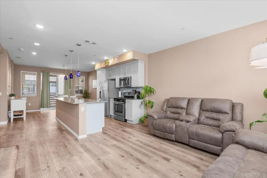 Photo #11: PTP2506129 Listing: Photo #11
