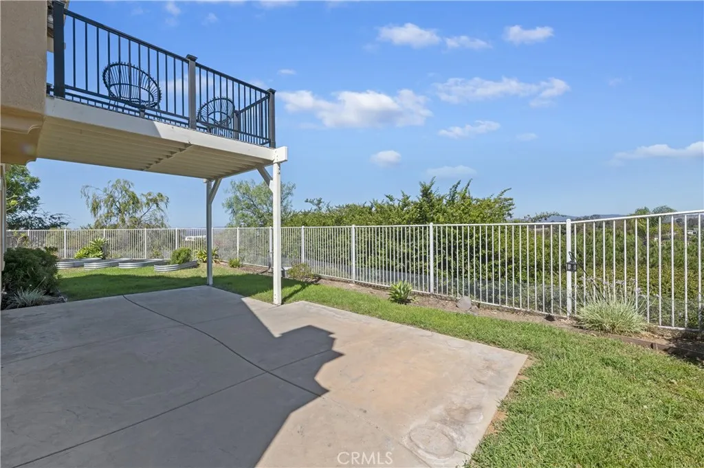 https://cdn.realtyfeed.com/cdn/127/306516997/0c7a100cbf47c403b8e59f25d624fc6a.webp