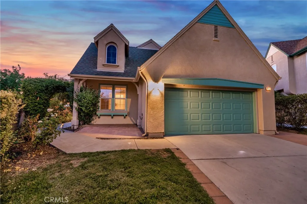 https://cdn.realtyfeed.com/cdn/127/306516997/5a89eea1b85360d1eb095fae70bbba05.webp