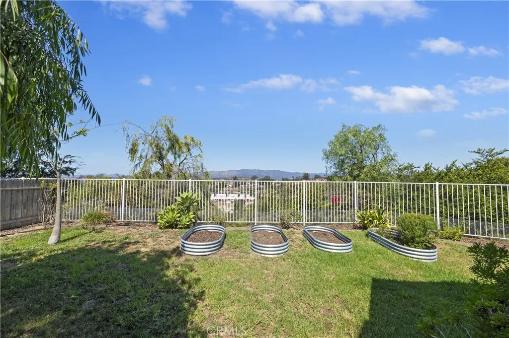https://cdn.realtyfeed.com/cdn/127/306516997/fbd9b47ccabfa29adc3a720dea73233f.webp