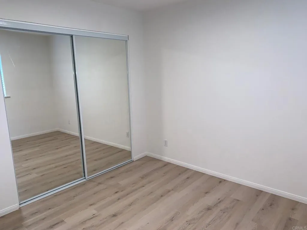 https://cdn.realtyfeed.com/cdn/127/306516999/2d01c85d991ca4200f2f11d13d629d11.webp