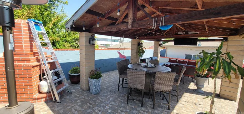https://cdn.realtyfeed.com/cdn/127/306517094/58c0a0720449a53a7a297a14f2d1ae2c.webp