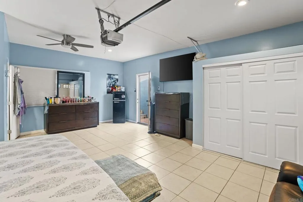 https://cdn.realtyfeed.com/cdn/127/306517094/9414bbc3561b41853528b8a94ebcf9c4.webp