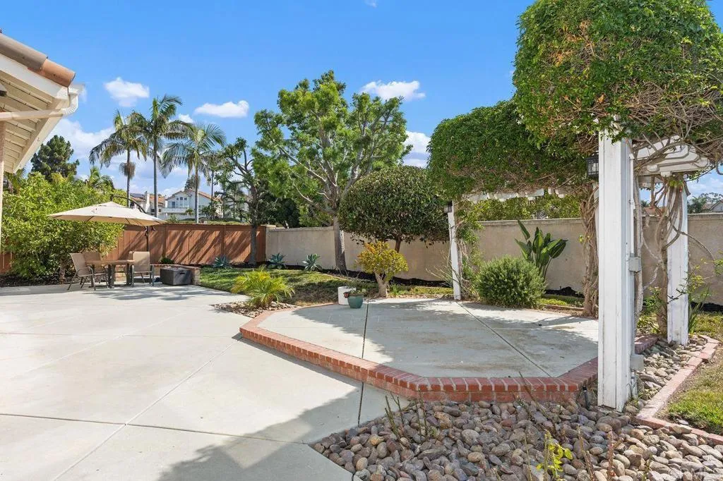https://cdn.realtyfeed.com/cdn/127/306517117/4613df93200e1c58e71c64d23a12dfba.webp