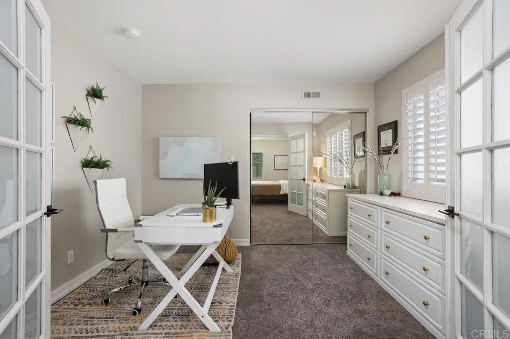 https://cdn.realtyfeed.com/cdn/127/306517117/d7e105694d29481247cb38bb5c6ae2c9.webp