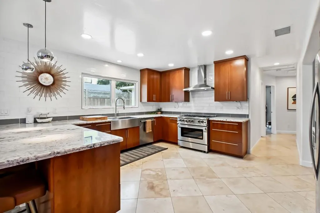 https://cdn.realtyfeed.com/cdn/127/306517195/e6170ba7aa3385218ce230ebb5290684.webp