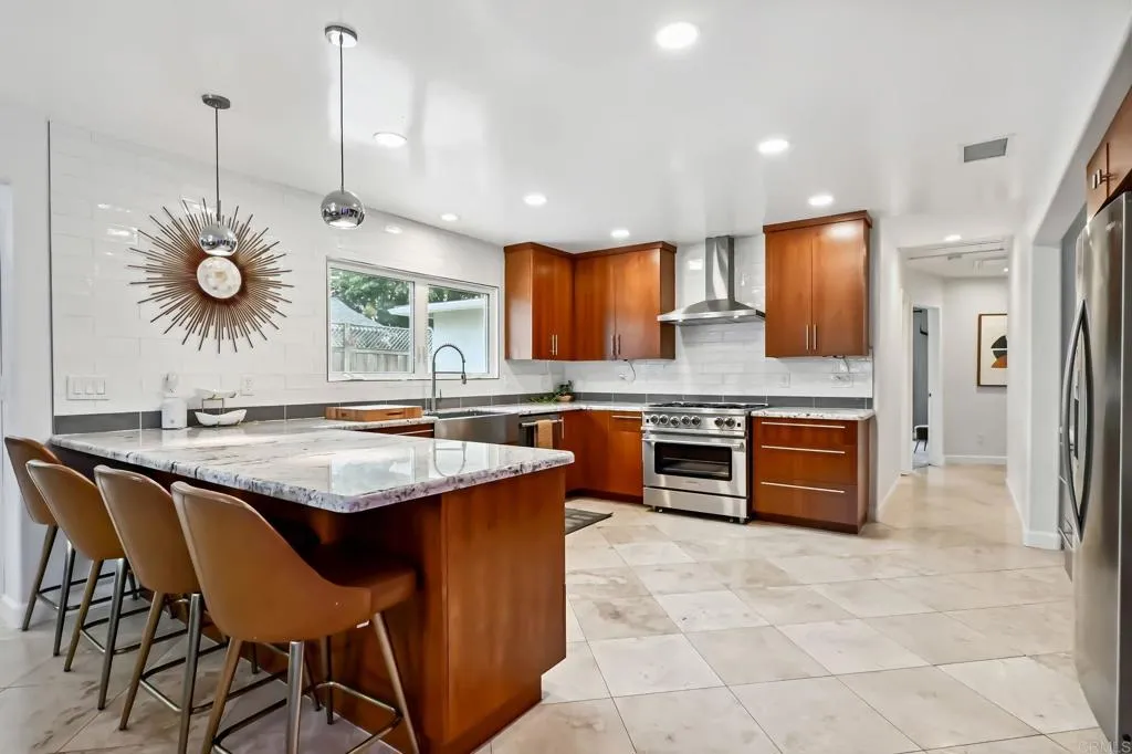 https://cdn.realtyfeed.com/cdn/127/306517195/f6378d0e9a21dcb1d542ce5561c98ea0.webp