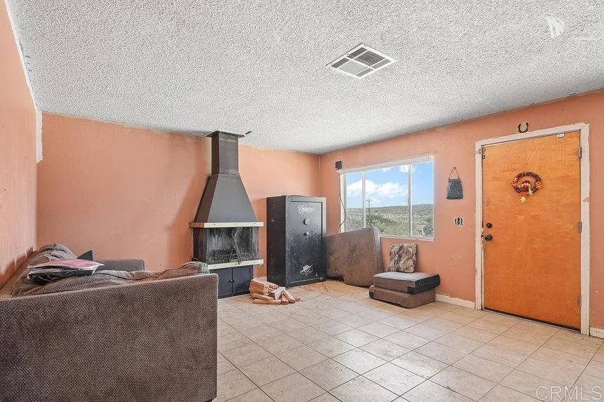 https://cdn.realtyfeed.com/cdn/127/306517223/47a93e644cd8711b58641f3383ac53b8.webp