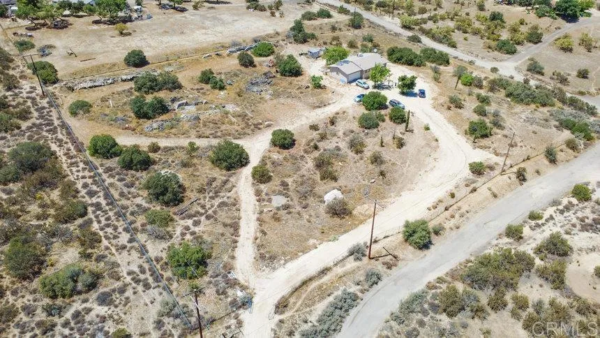 https://cdn.realtyfeed.com/cdn/127/306517223/ac68d041407b0e89f4ebd47367a3a5e8.webp