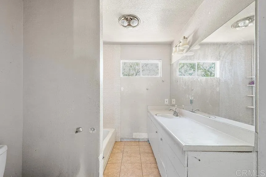 https://cdn.realtyfeed.com/cdn/127/306517223/ccc6d1948b4cb455393599da06f5f2c1.webp