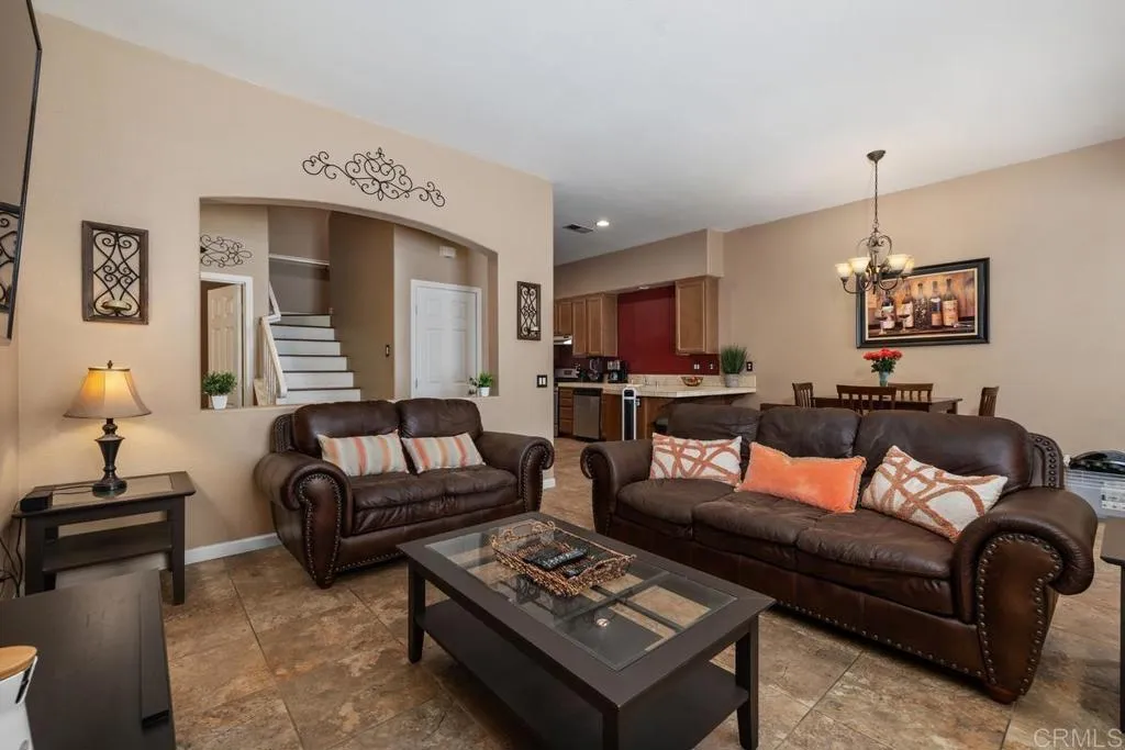 Photo #6: NDP2507943 Listing 