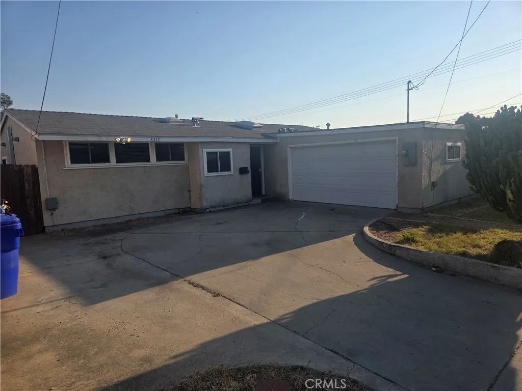 https://cdn.realtyfeed.com/cdn/127/306517250/275dc8fcd1668cefe1073aa8a6ea9dab.webp