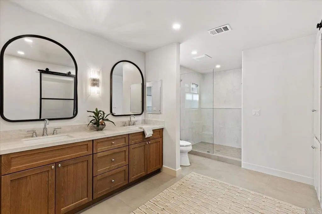 https://cdn.realtyfeed.com/cdn/127/306517309/0eda0ac4086f90ce97c47e4f0e537ed0.webp