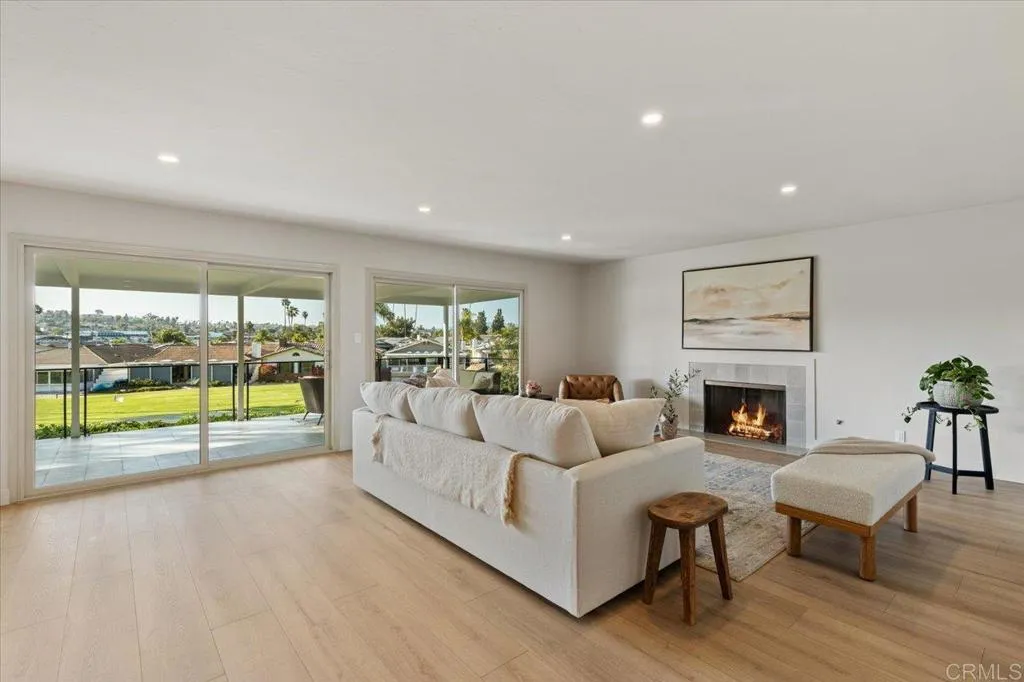 https://cdn.realtyfeed.com/cdn/127/306517309/3a00c0fbe4186ebcf2df14aabd33a5e8.webp
