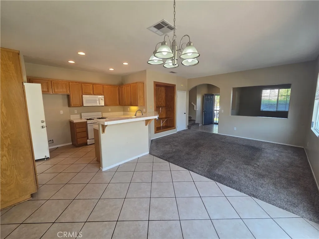 https://cdn.realtyfeed.com/cdn/127/306517330/ac1da6e0e809d0deb7998d3d3a987827.webp