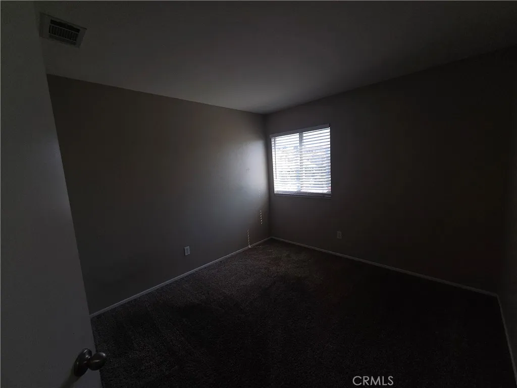 https://cdn.realtyfeed.com/cdn/127/306517330/ed2ed3fe4ac619846d5b82700c584059.webp