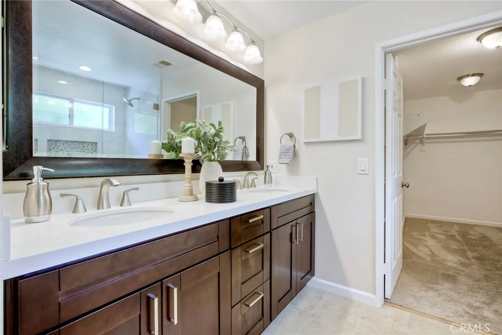 https://cdn.realtyfeed.com/cdn/127/306517400/b4b6062c34c04cf667b91244317b65b1.webp