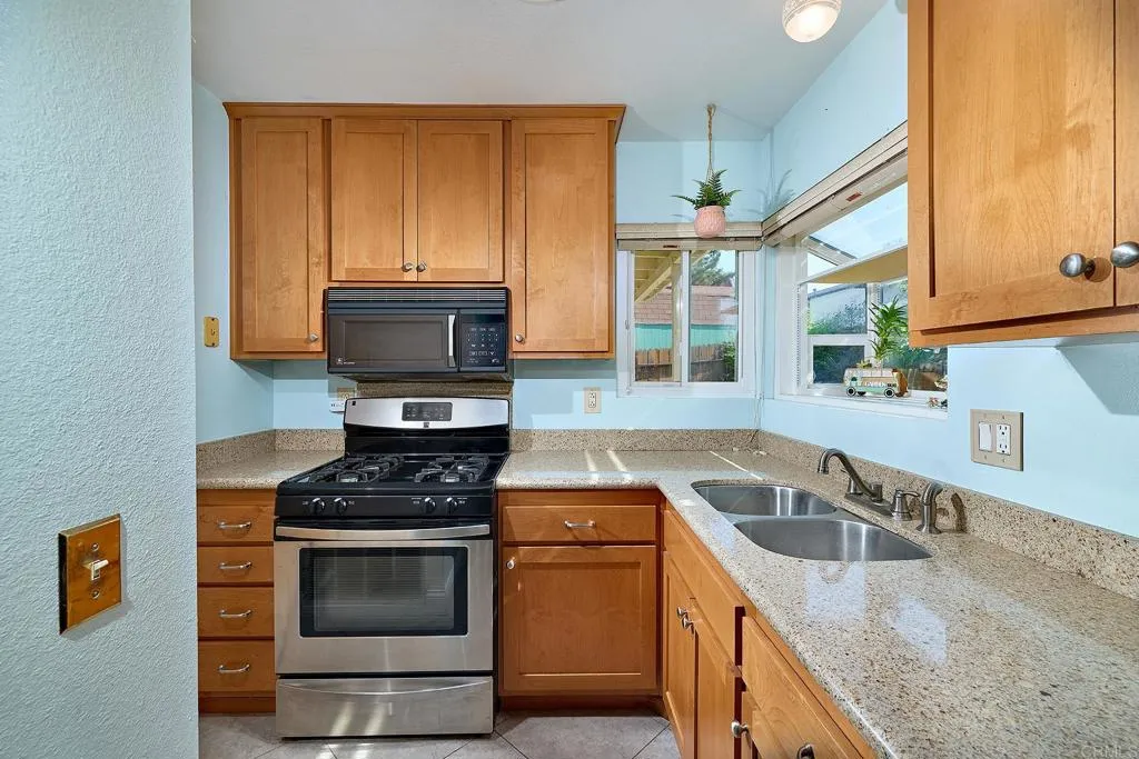 https://cdn.realtyfeed.com/cdn/127/306517453/0bc25f9899e59213956aa9b28cdff7ba.webp