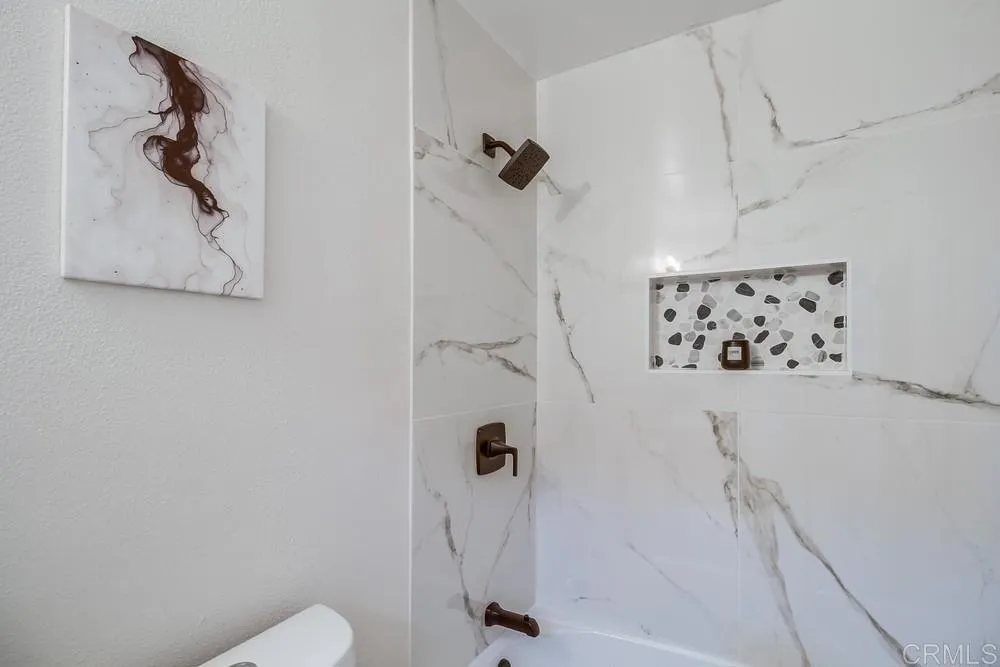 https://cdn.realtyfeed.com/cdn/127/306517567/b2eb18fab749a616388f6fccb62fb04b.webp