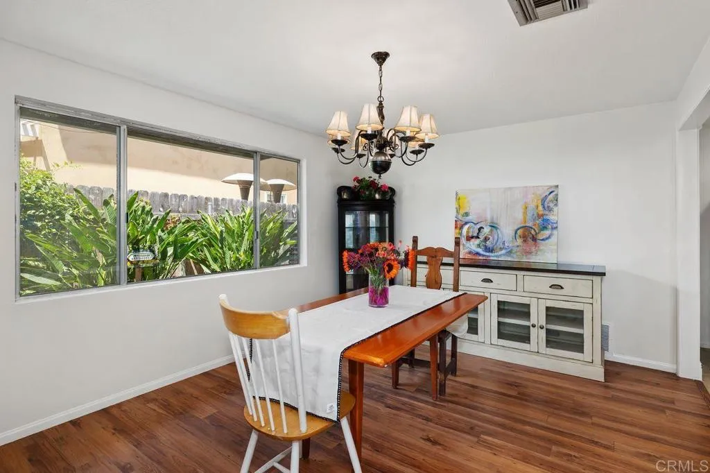 https://cdn.realtyfeed.com/cdn/127/306517626/c10031dd02ae5f8547f611c8b822110c.webp