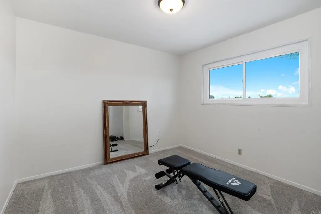https://cdn.realtyfeed.com/cdn/127/306517626/ebb7ddd6e472c7a6a78df4d1d1128d76.webp