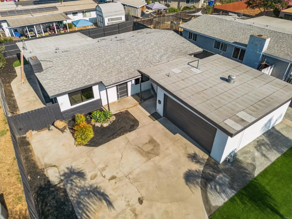 https://cdn.realtyfeed.com/cdn/127/306517654/c8ee14df6db315210d0de391695fef9d.webp