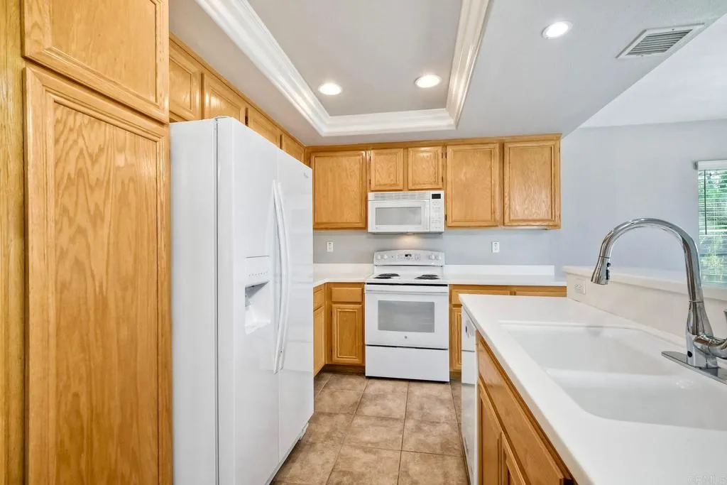 https://cdn.realtyfeed.com/cdn/127/306517658/2591793612d4588796e46ab1e9f5fd67.webp