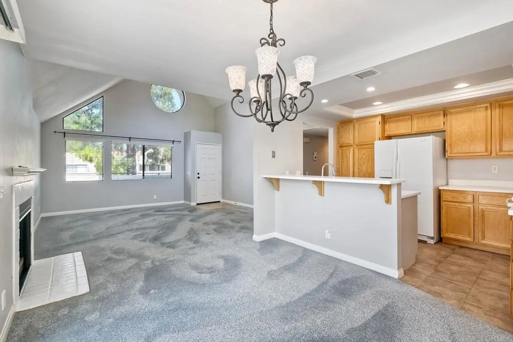 https://cdn.realtyfeed.com/cdn/127/306517658/5dcf0287c3301bebf0a977fa2c7ed7b4.webp