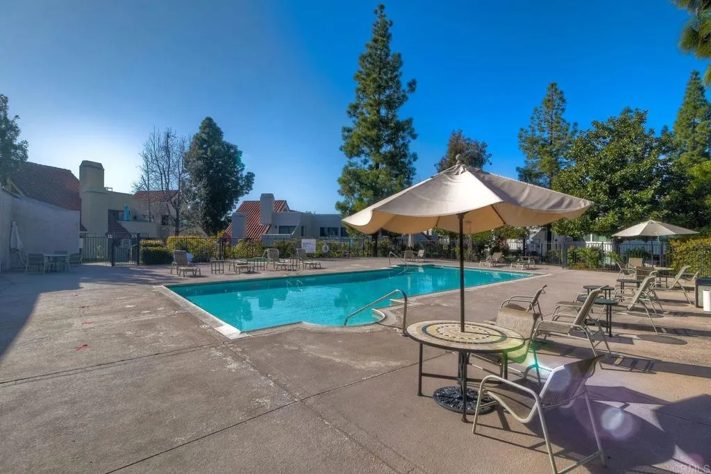 https://cdn.realtyfeed.com/cdn/127/306517658/7a79aeef72b377450436890bc94f925f.webp