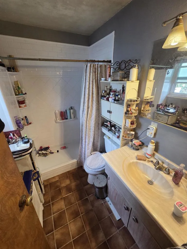 https://cdn.realtyfeed.com/cdn/127/306517731/234cb05ceffcb1df0d237ac54fa3ae4f.webp