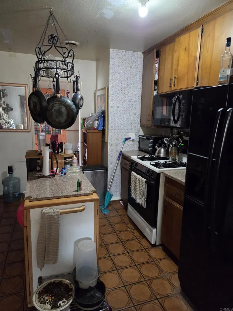 https://cdn.realtyfeed.com/cdn/127/306517731/6cc31823fc26dc76ac283dd48eaf8554.webp