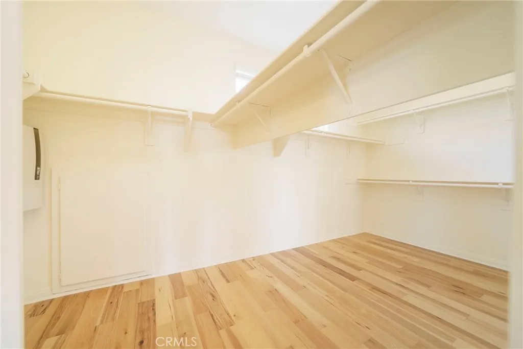 https://cdn.realtyfeed.com/cdn/127/306517778/442eee1f5c3b9435ef49737ee62bba3d.webp