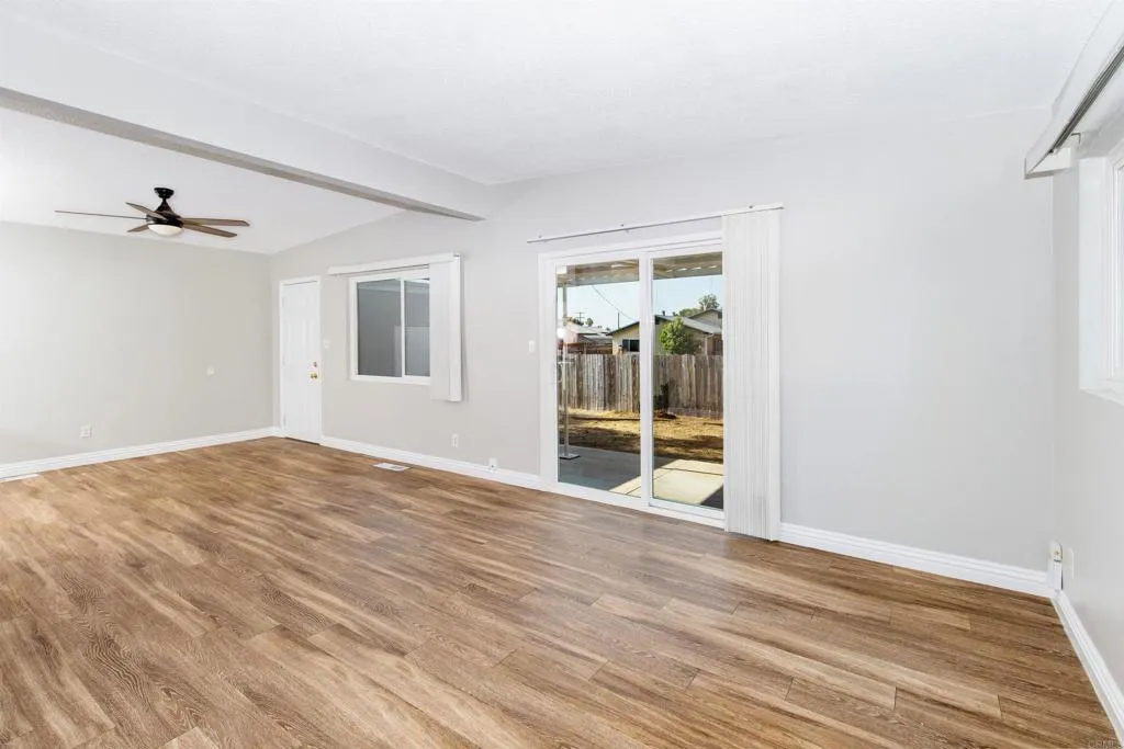https://cdn.realtyfeed.com/cdn/127/306517803/59831d447bfdd284a25953a6884b211e.webp