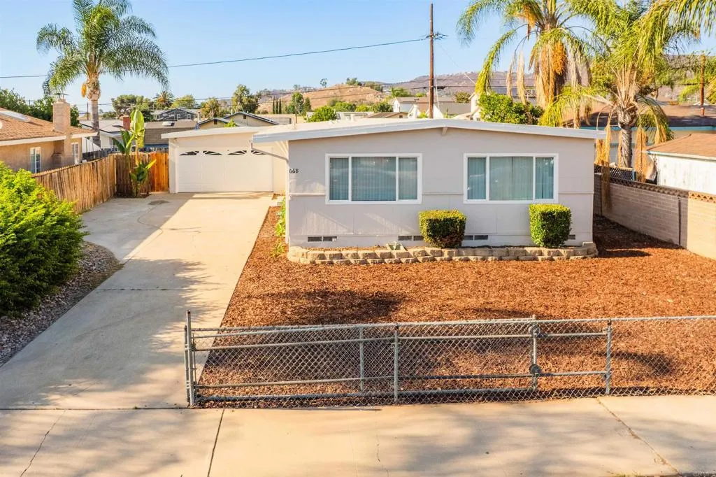 https://cdn.realtyfeed.com/cdn/127/306517803/66e04673010531db8ea5205a4fcc5a78.webp