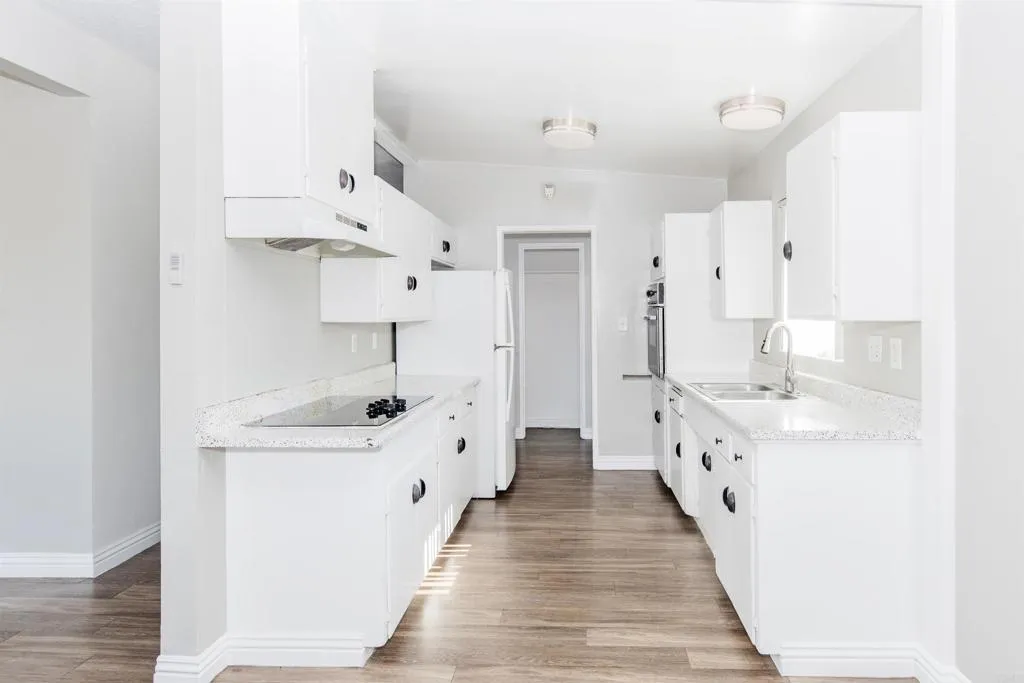 https://cdn.realtyfeed.com/cdn/127/306517803/726516a9274f1159cf7427b520f4d4ef.webp