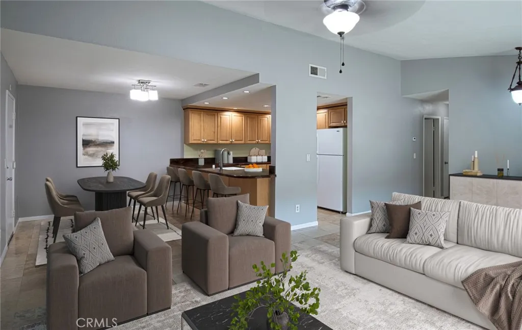 https://cdn.realtyfeed.com/cdn/127/306517878/899e7a785d65a0d1db5c99053da01ac3.webp