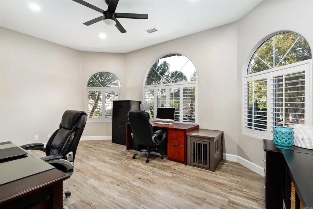 https://cdn.realtyfeed.com/cdn/127/306517923/9707a91e7ab64ae0cf8f132e403cf02a.webp