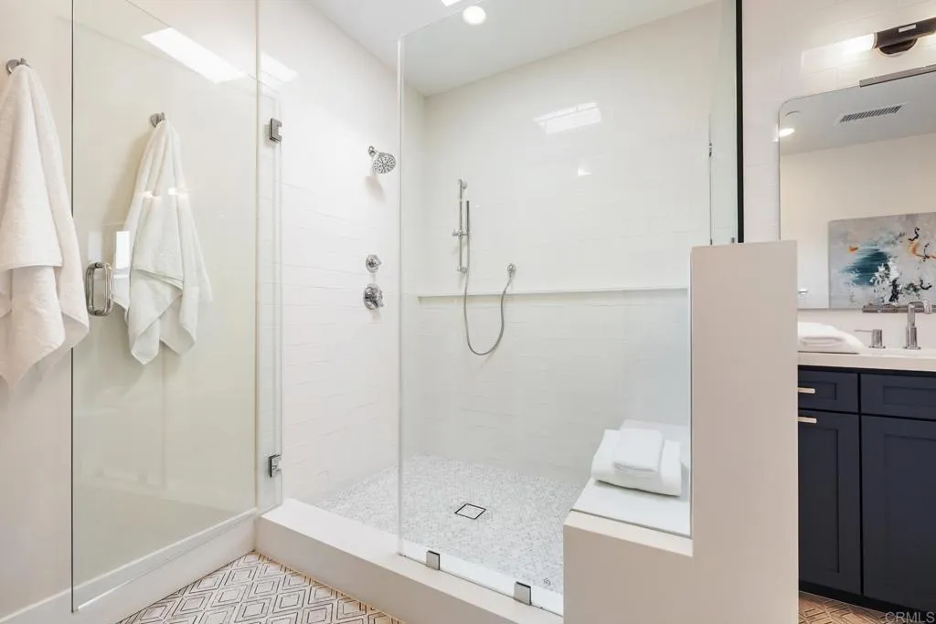 https://cdn.realtyfeed.com/cdn/127/306517931/4f41590e74565417f6c11feeb00eadd1.webp