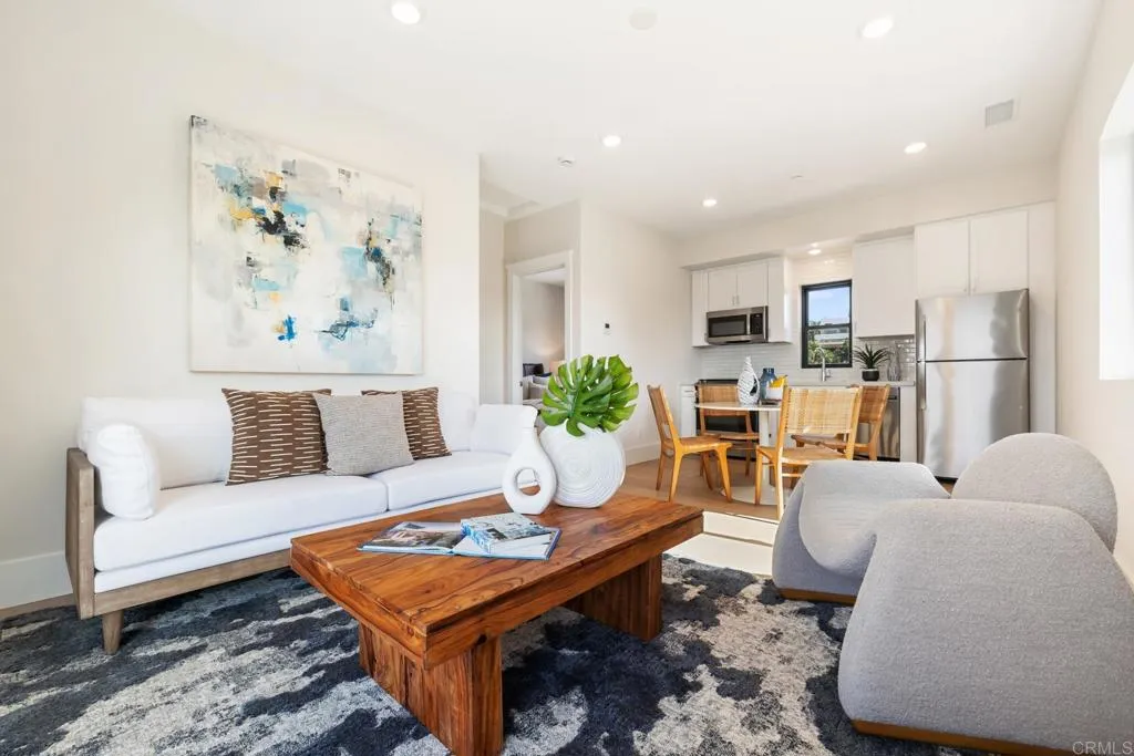 https://cdn.realtyfeed.com/cdn/127/306517931/df732c8f7c1756225613ed4639220383.webp