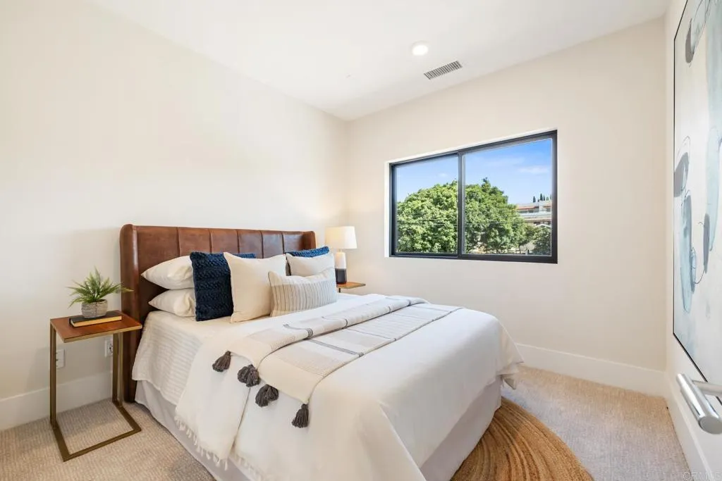 https://cdn.realtyfeed.com/cdn/127/306517931/fe58b8233e0c9737217e0ed2e27ac6be.webp